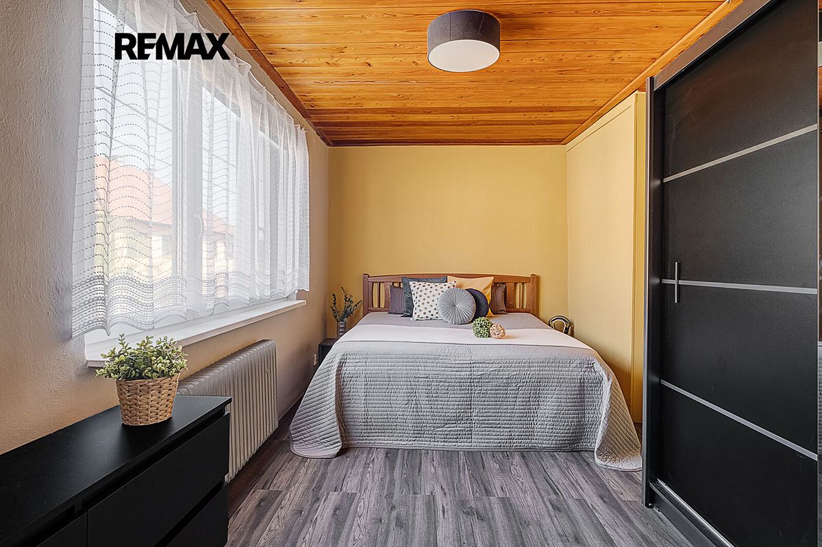 Prodej rodinného domu 170 m², pozemek 636 m² – fotografie 3