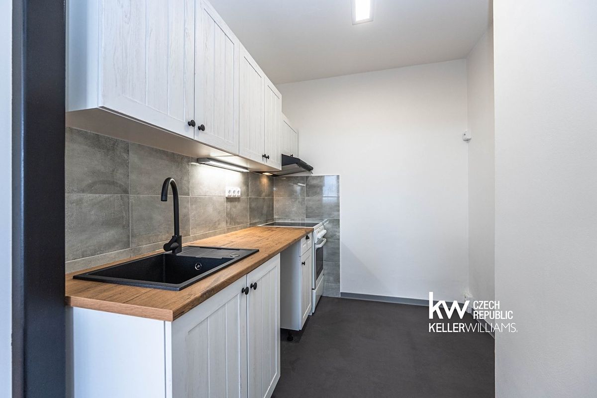 Pronájem bytu 1+kk 42 m²