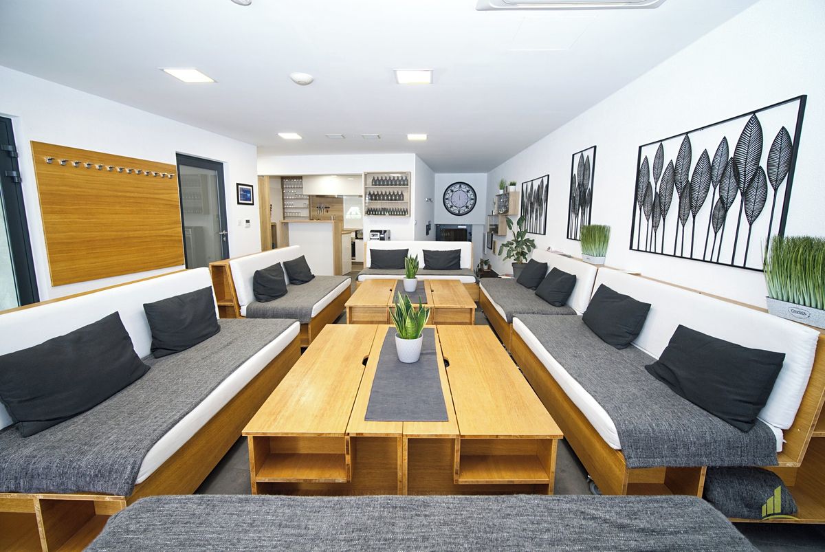 Prodej vily 365 m², pozemek 1350 m² – fotografie 5