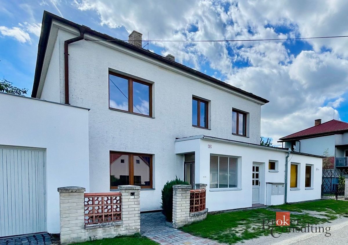 Pronájem rodinného domu 162 m², pozemek 235 m²