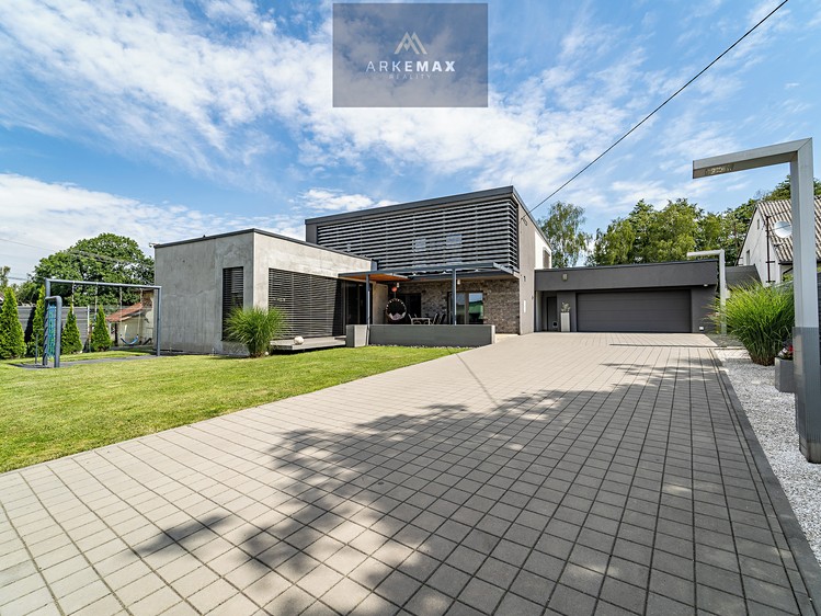 Prodej domu, 410 m² (1 z 27)