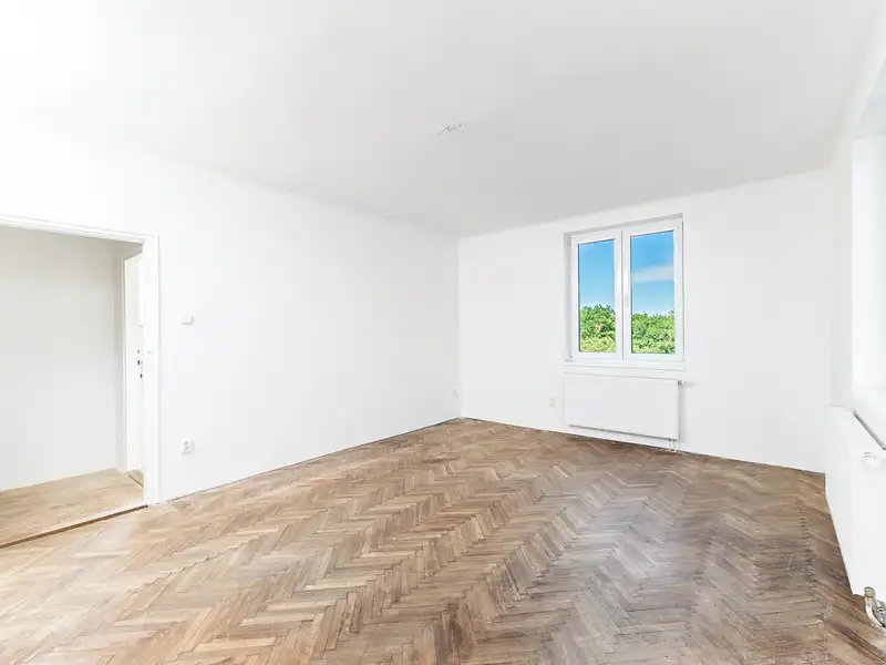 Prodej bytu 4+1 109 m², Praha – náhled fotky 1