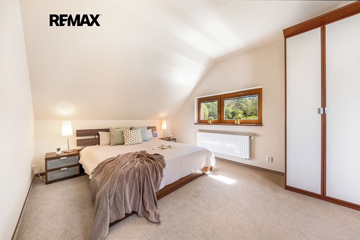 Prodej chalupy 200 m², pozemek 1242 m² – fotografie 4