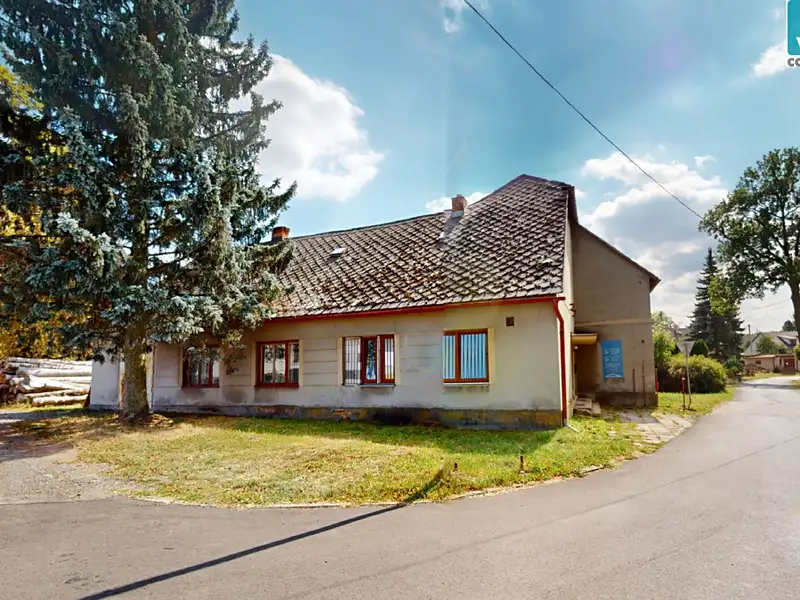 Prodej rodinného domu 244 m², pozemek 891 m², Pomezí – náhled fotky 2
