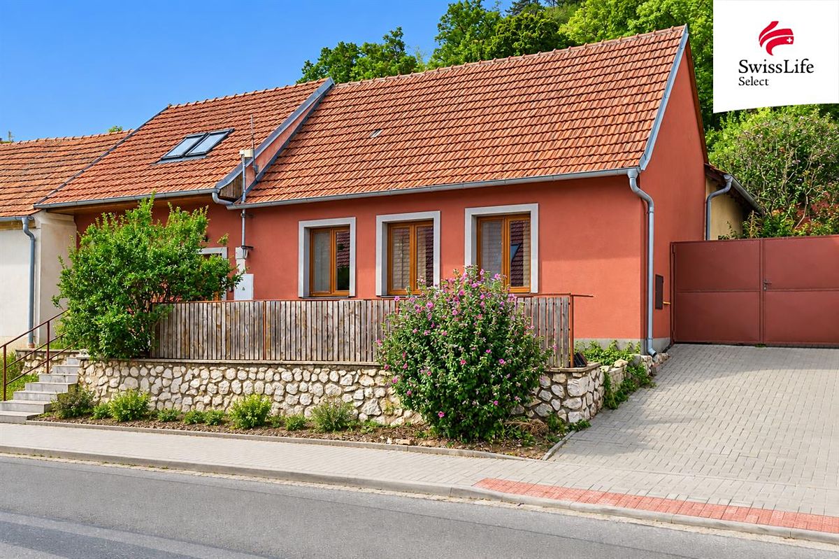 Prodej rodinného domu 167 m², pozemek 1082 m²