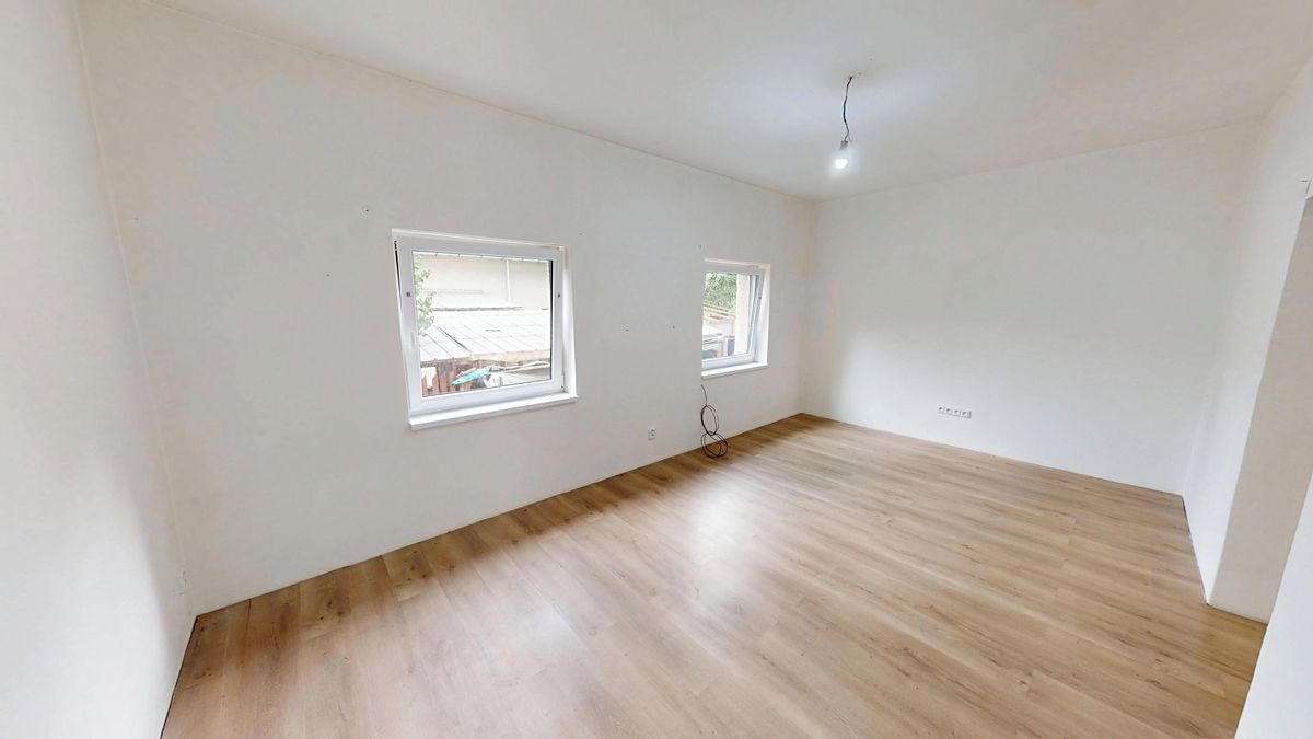 Pronájem bytu 1+1 45 m² – fotografie 2