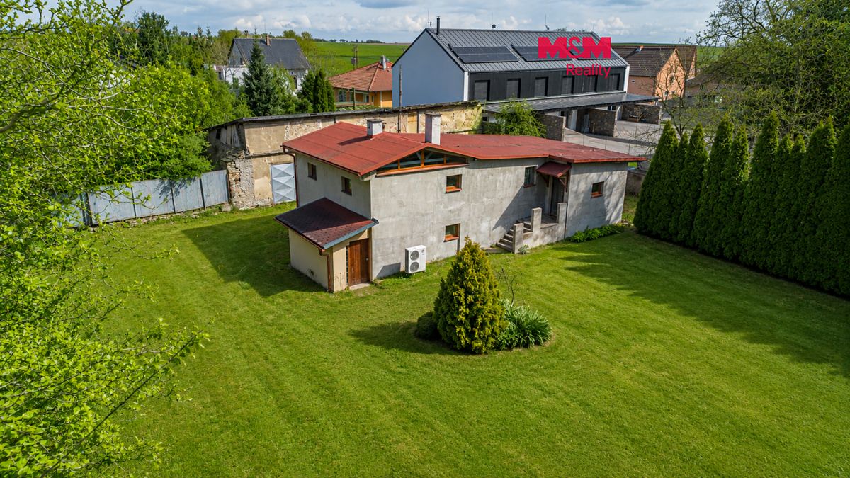 Prodej rodinného domu 170 m², pozemek 1774 m²
