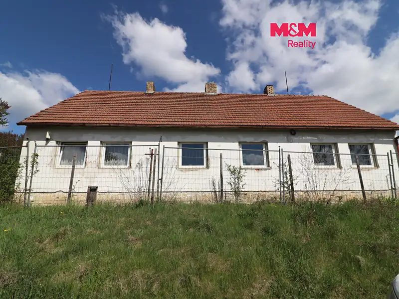 Prodej rodinného domu 155 m², pozemek 479 m², Peruc – náhled fotky 1