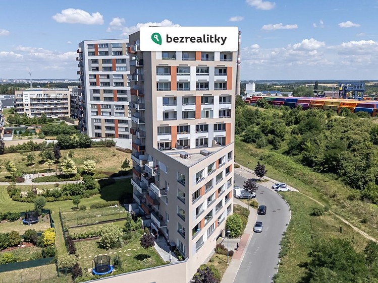 Квартира 2+kk на продаж, 65 м² (25 з 29)