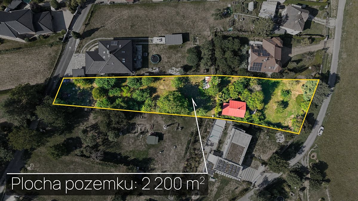 Prodej stavebního pozemku 2200 m² – fotografie 2