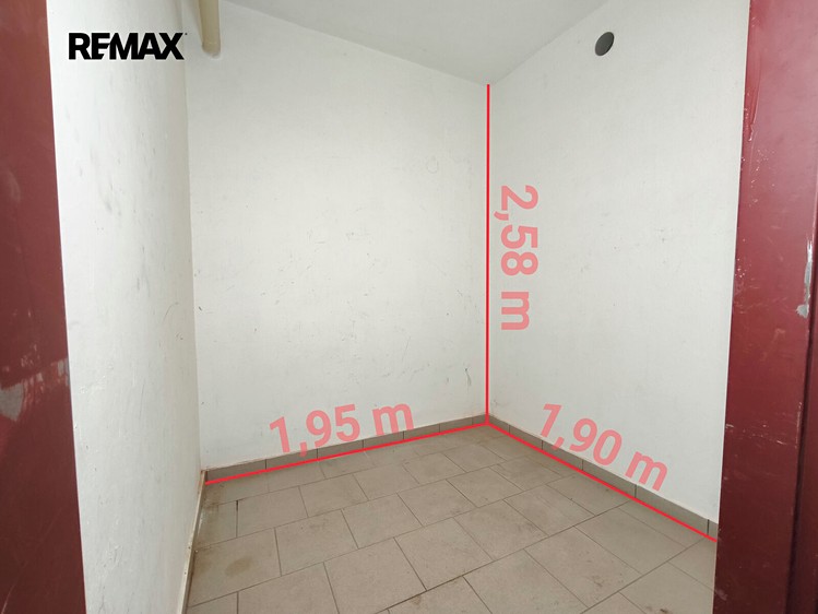 Gewerbefläche zur Miete, 4 m² (2 von 6)