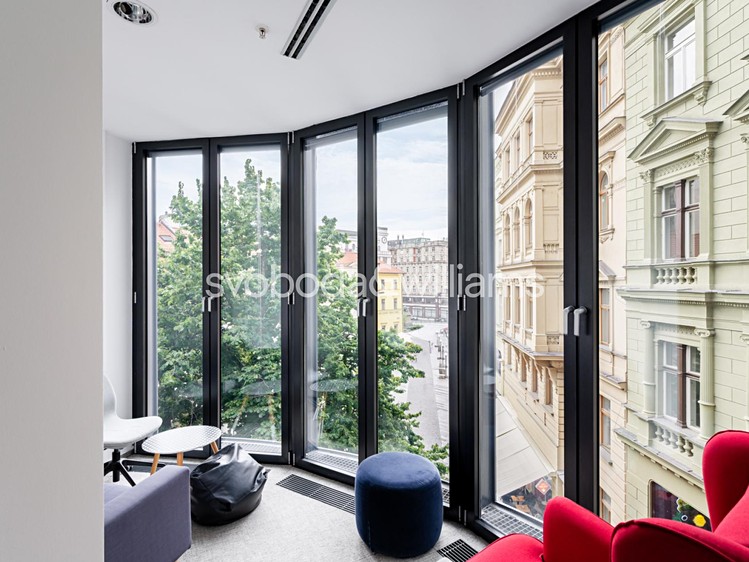 Комерційне приміщення в оренду, 352 м² (8 з 13)