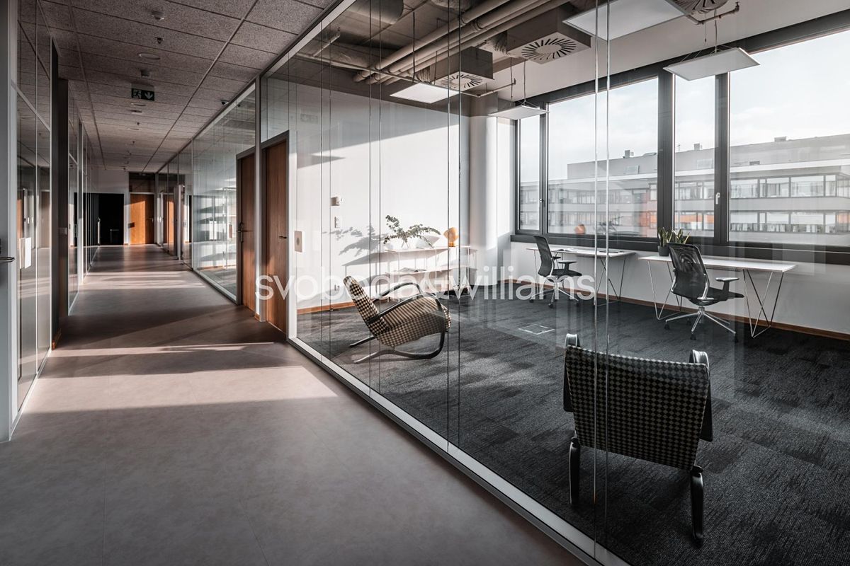 Pronájem kanceláře 28 m² – fotografie 5