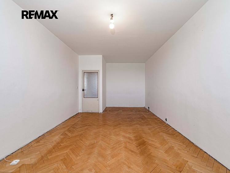Prodej bytu 2+1, 54 m² (13 z 37)