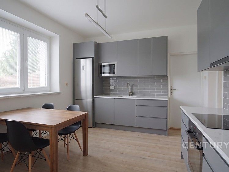 Prodej domu, 75 m² (10 z 27)