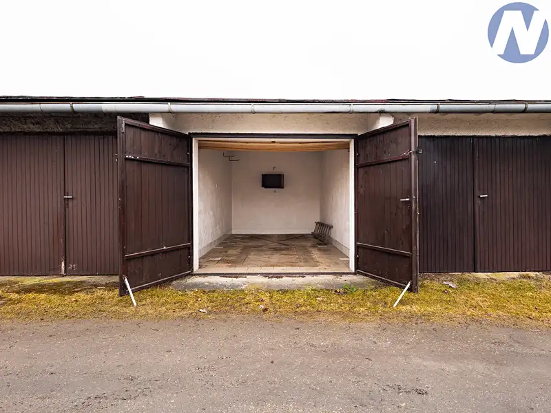 Prodej garáže 17 m², Volary – náhled fotky 3