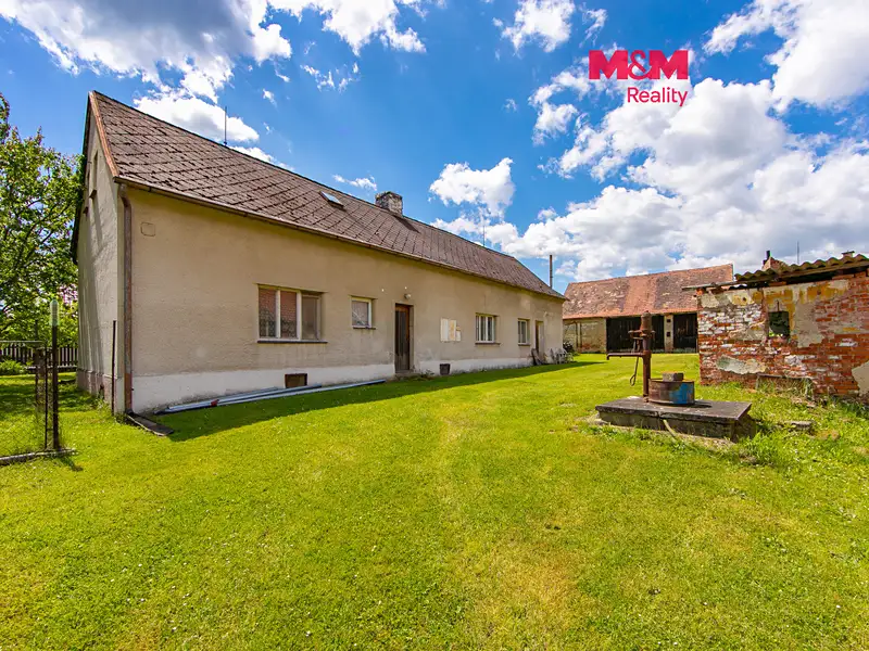 Prodej rodinného domu 130 m², pozemek 1620 m², Staňkov – náhled fotky 1
