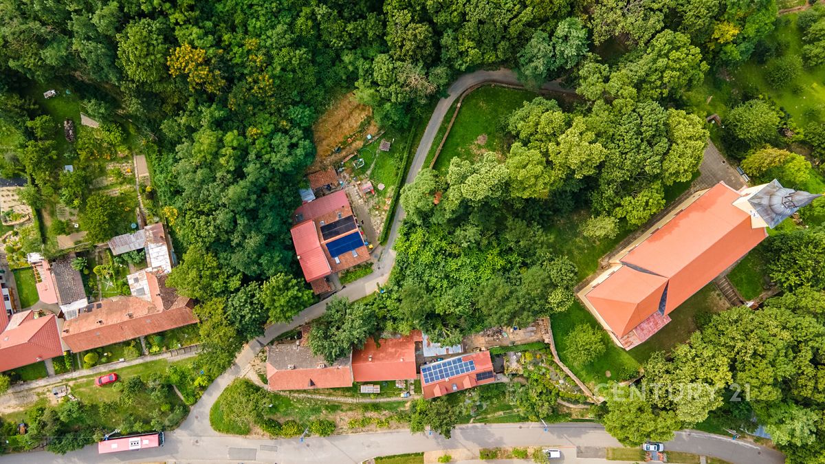 Prodej rodinného domu 228 m², pozemek 874 m² – fotografie 5