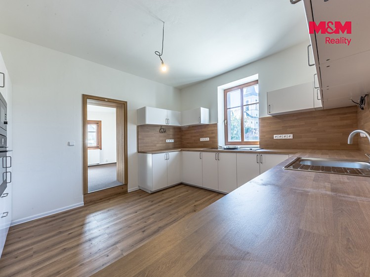 Prodej domu, 450 m² (3 z 26)