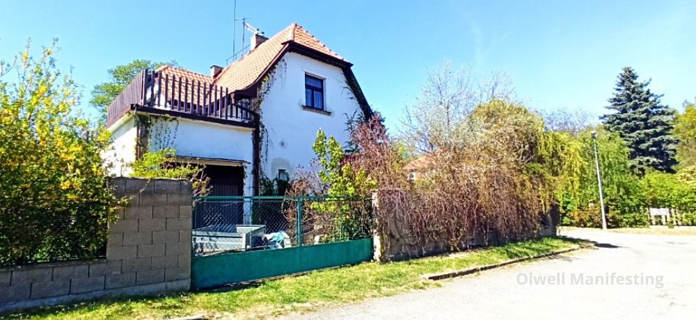Prodej rodinného domu 240 m², pozemek 530 m² – fotografie 3