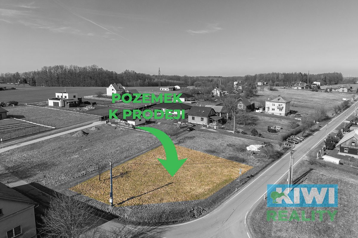 Prodej stavebního pozemku 871 m² – fotografie 2