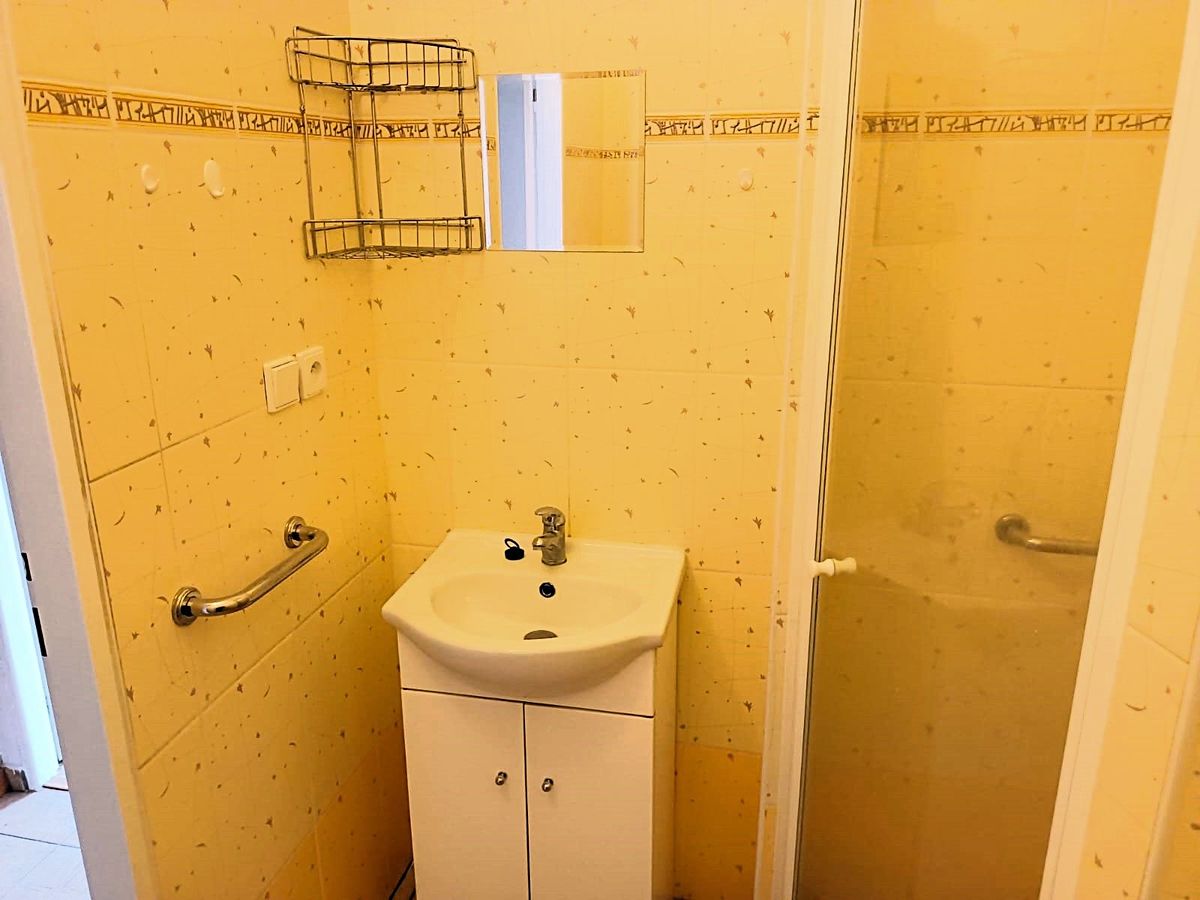 Pronájem bytu 1+kk 21 m² – fotografie 5