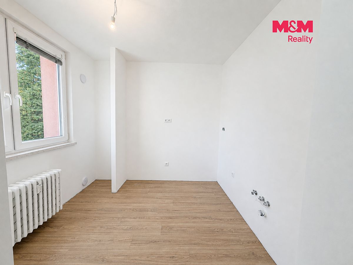 Pronájem bytu 3+1 74 m² – fotografie 2