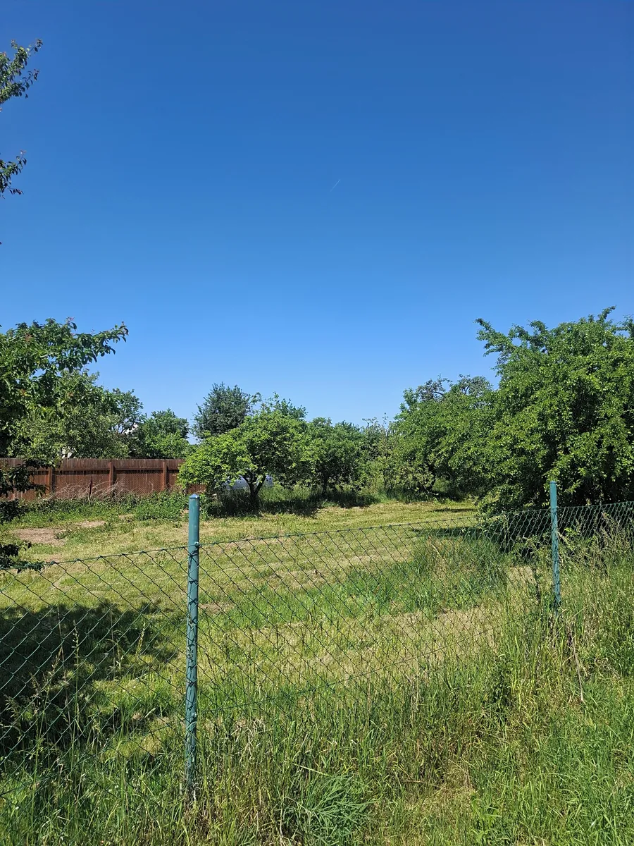 Prodej zahrady 1300 m²