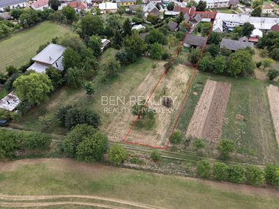 Prodej stavebního pozemku 1962 m²