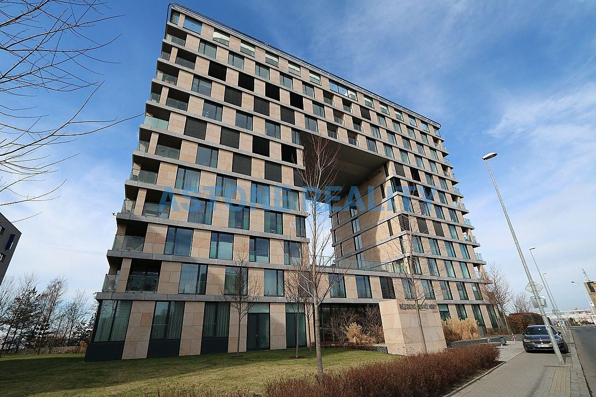 Pronájem bytu 2+kk 81 m²