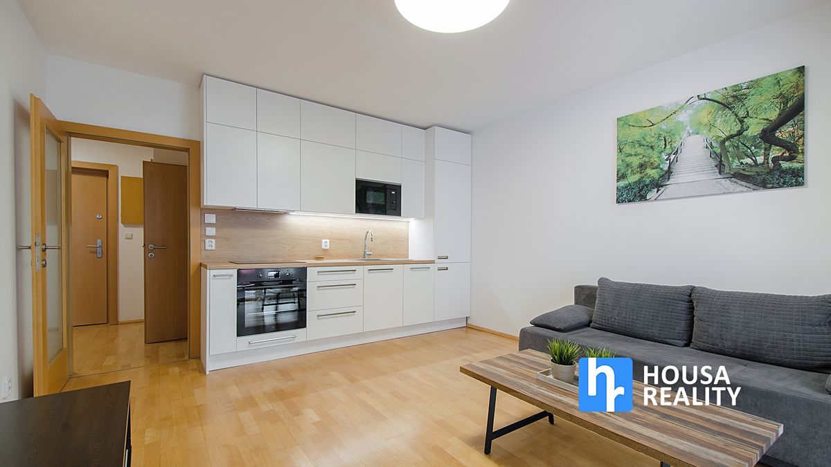 Pronájem bytu 2+kk 50 m² – fotografie 3