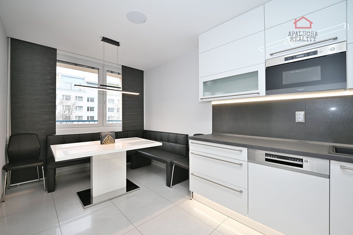 Pronájem bytu 3+1 72 m²