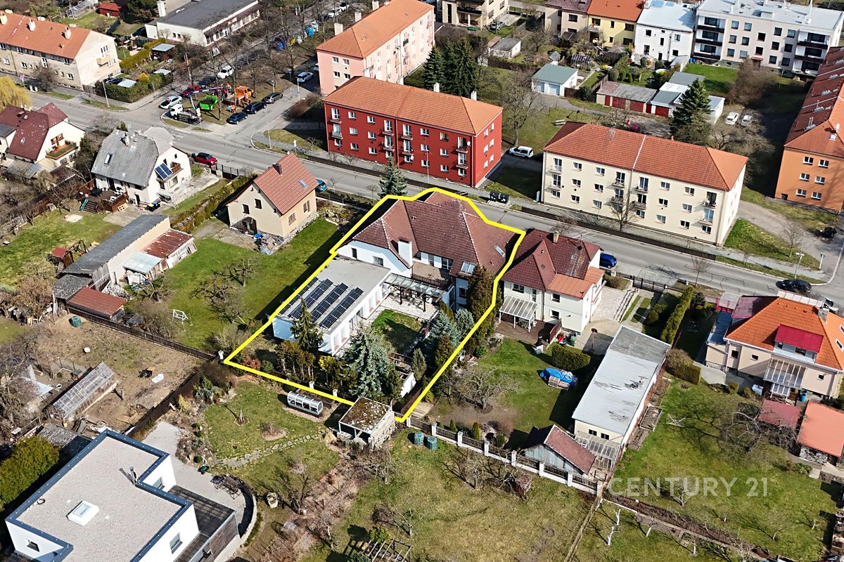 Prodej vícegeneračního domu 830 m², pozemek 1011 m² – fotografie 4