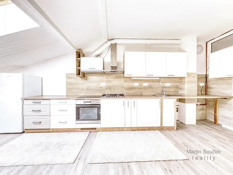 Prodej bytu 2+kk 89 m², Praha – náhled fotky 2