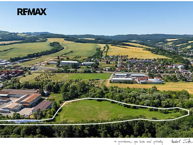 Prodej pozemku 22733 m², Želechovice nad Dřevnicí – náhled fotky 1
