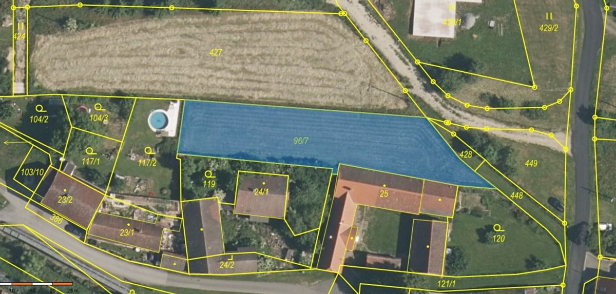 Prodej stavebního pozemku 1013 m²