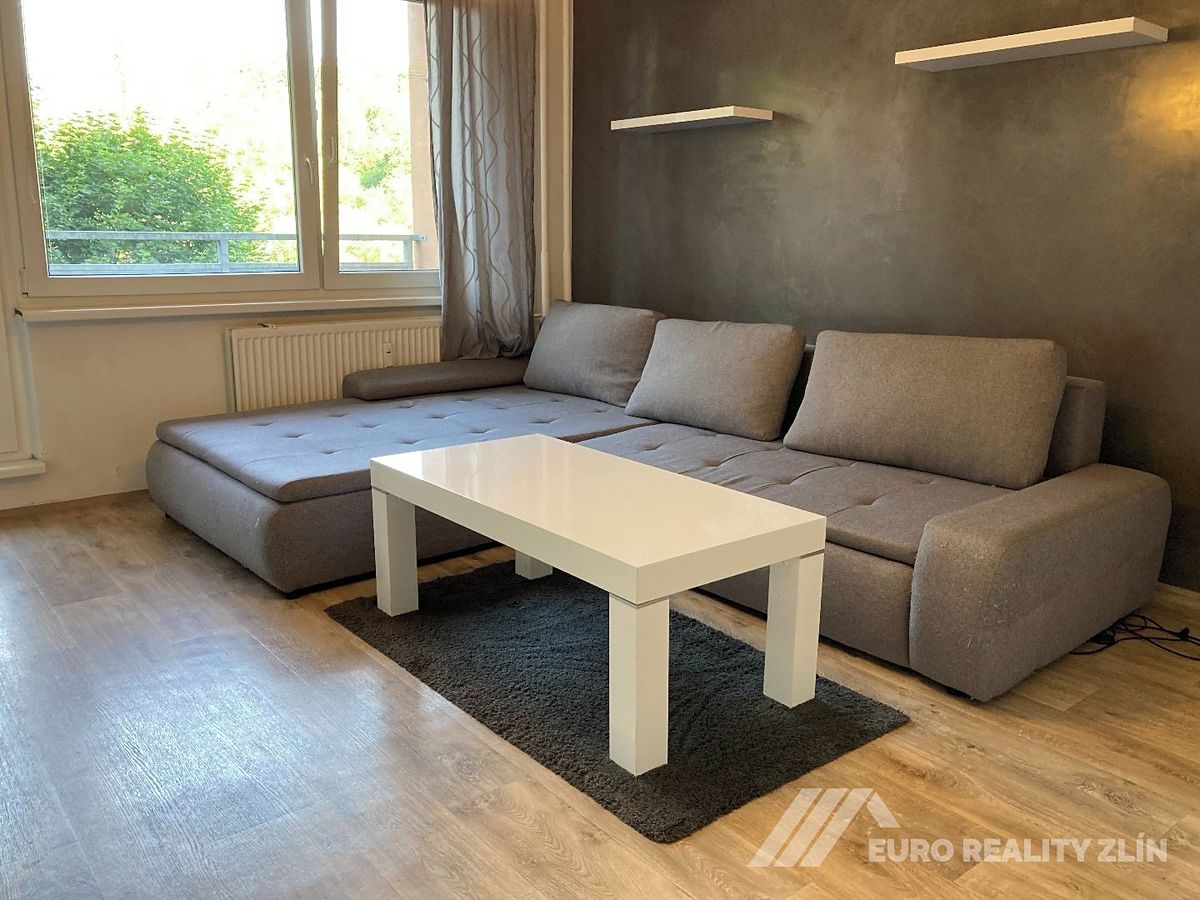 Pronájem bytu 3+1 65 m² – fotografie 2