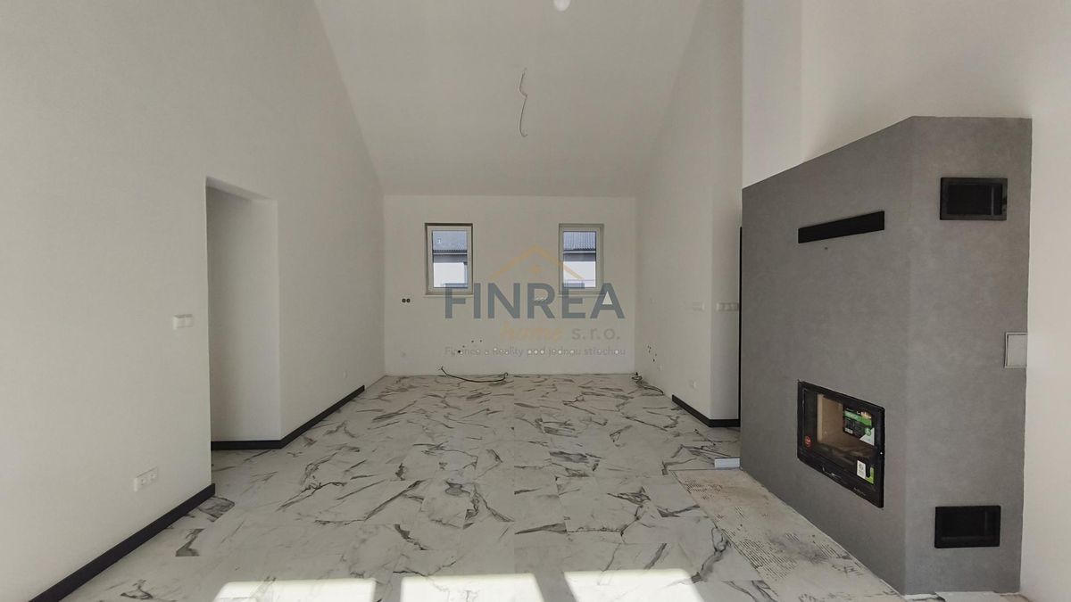 Prodej rodinného domu 120 m², pozemek 1111 m² – fotografie 4
