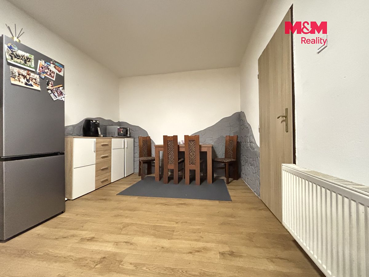 Prodej rodinného domu 110 m², pozemek 345 m² – fotografie 4