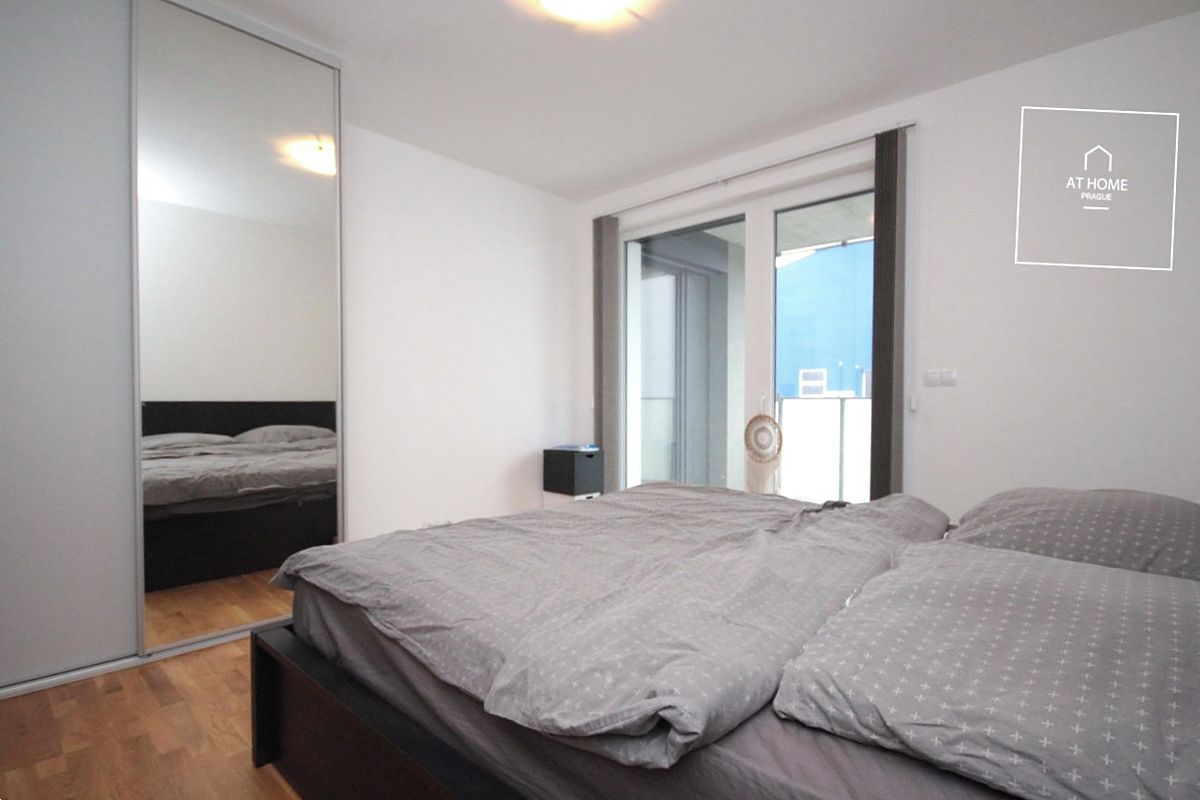 Pronájem bytu 2+kk 56 m² – fotografie 4