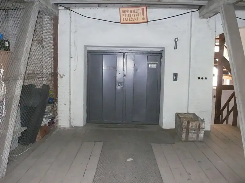 Pronájem skladového prostoru 13 m², Praha – náhled fotky 2