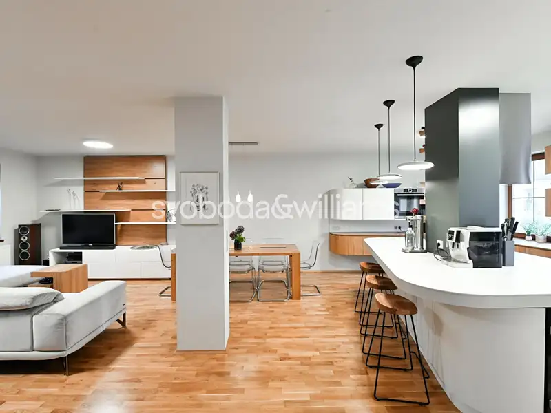Pronájem bytu 5+kk 156 m², Praha – náhled fotky 1