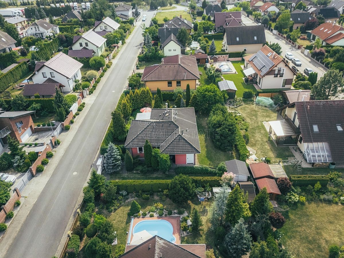 Prodej rodinného domu 107 m², pozemek 720 m² – fotografie 4
