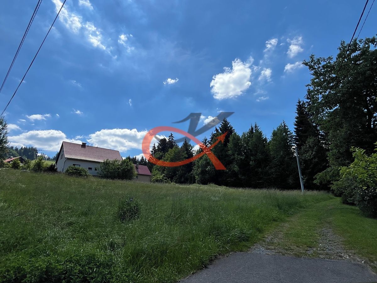 Prodej stavebního pozemku 1184 m² – fotografie 2