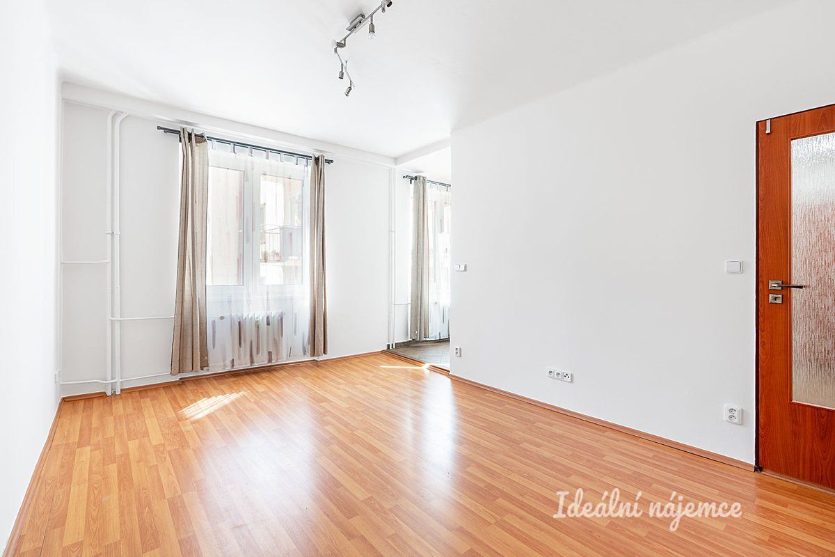 Pronájem bytu 2+kk 47 m² – fotografie 2