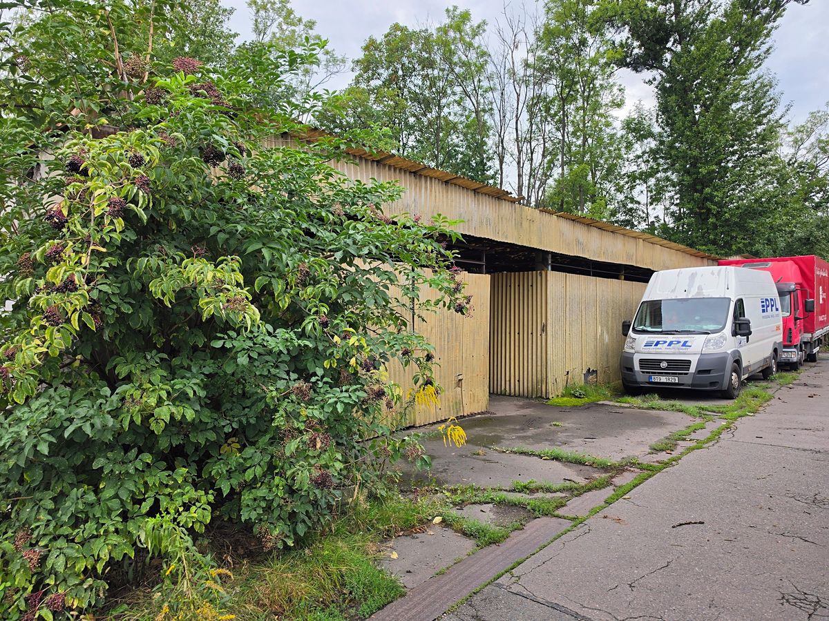 Prodej skladového prostoru 290 m² – fotografie 3