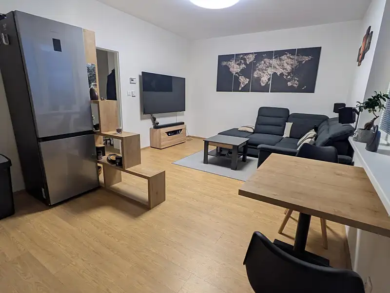 Pronájem bytu 2+kk 52 m², Liberec – náhled fotky 2