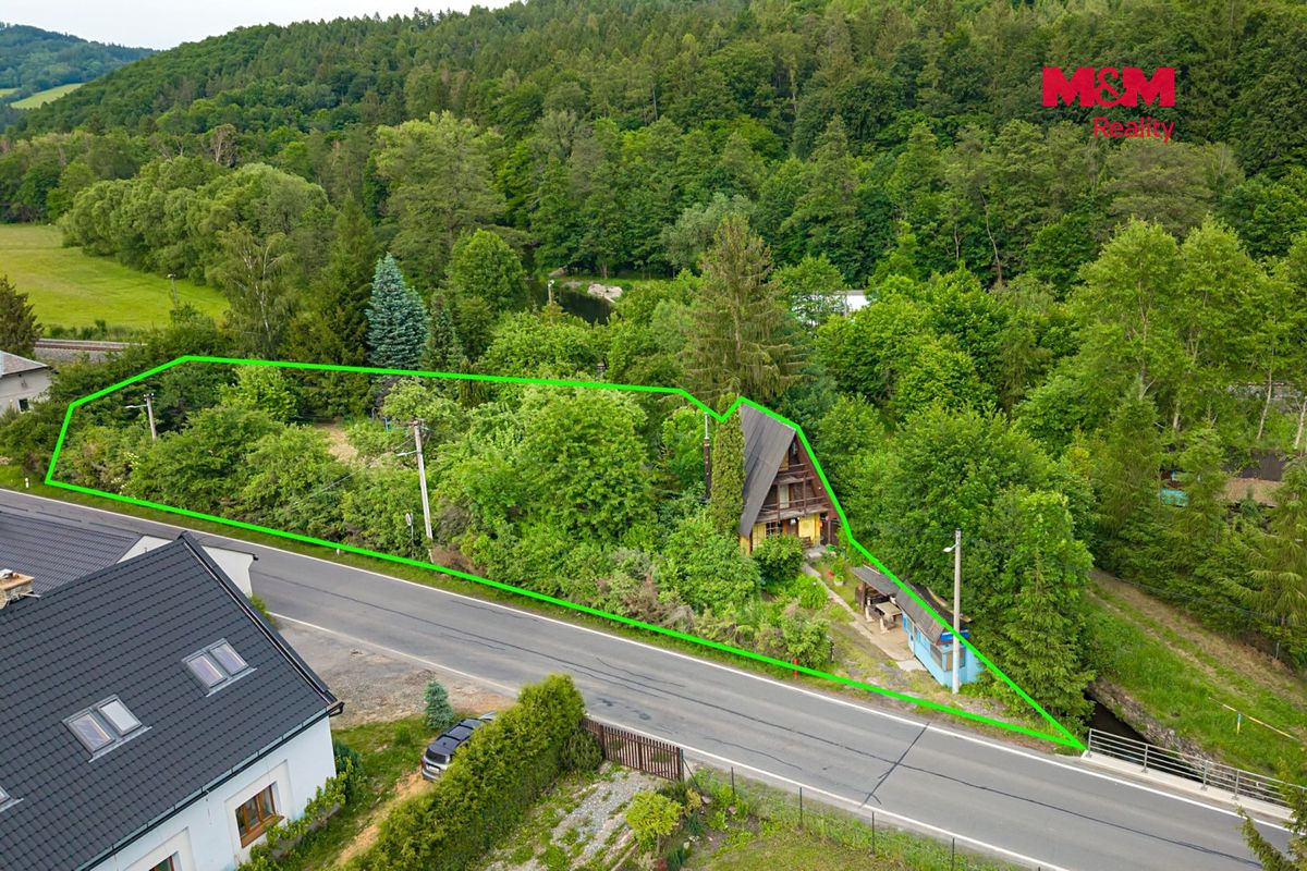 Prodej rodinného domu 210 m², pozemek 2700 m² – fotografie 2