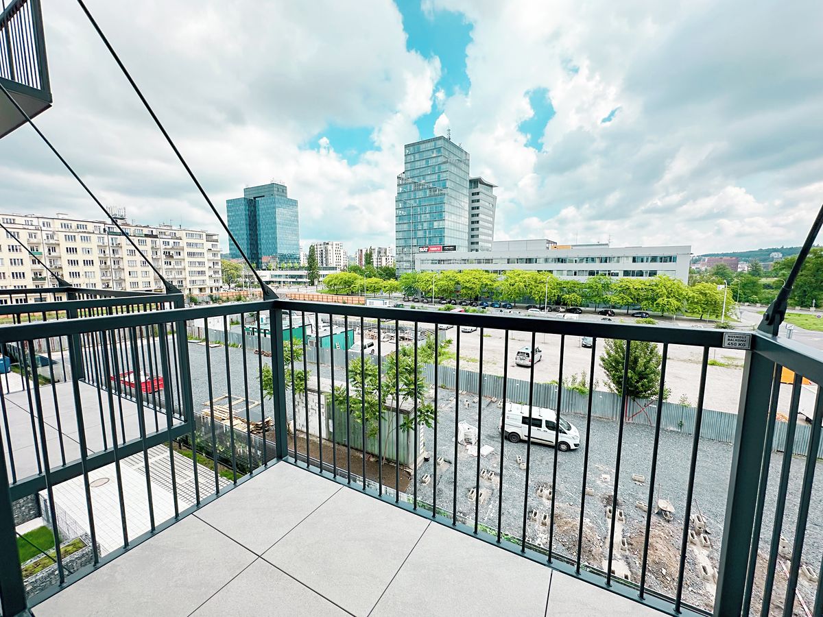 Pronájem bytu 2+kk 58 m² – fotografie 4