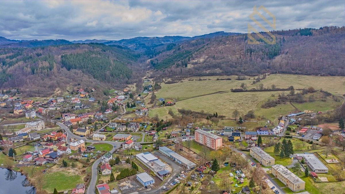 Prodej rodinného domu 55 m², pozemek 723 m² – fotografie 3